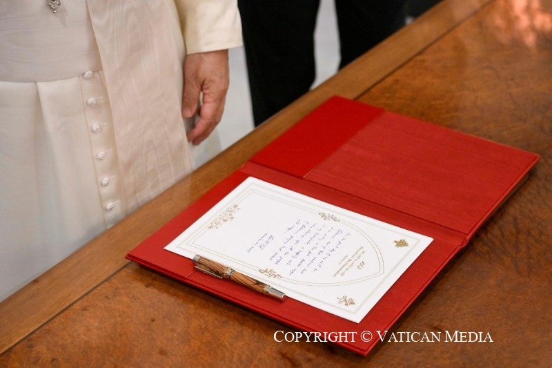 البابا:  التزام السلام لا يعرف الخوف 