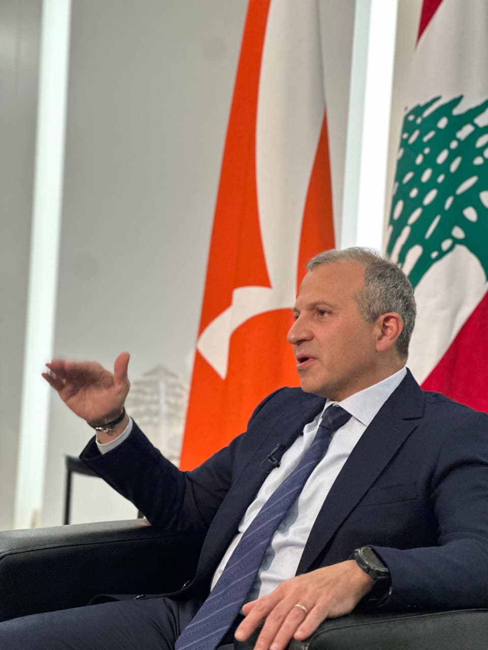 باسيل لـ " كافيين دوت برس": اسرائيل تبقي احتلالها لانها تريد جبهات مفتوحة  •  تأجيل الانتخابات شهرين مقدمة لتأجيلها سنتين