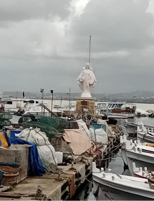 صورة توضيحية للمقال: حارة صور : تراث حيٌ ينبض في قلب المدينة وحضارة متميزة قسم منها طيّ الكتمان