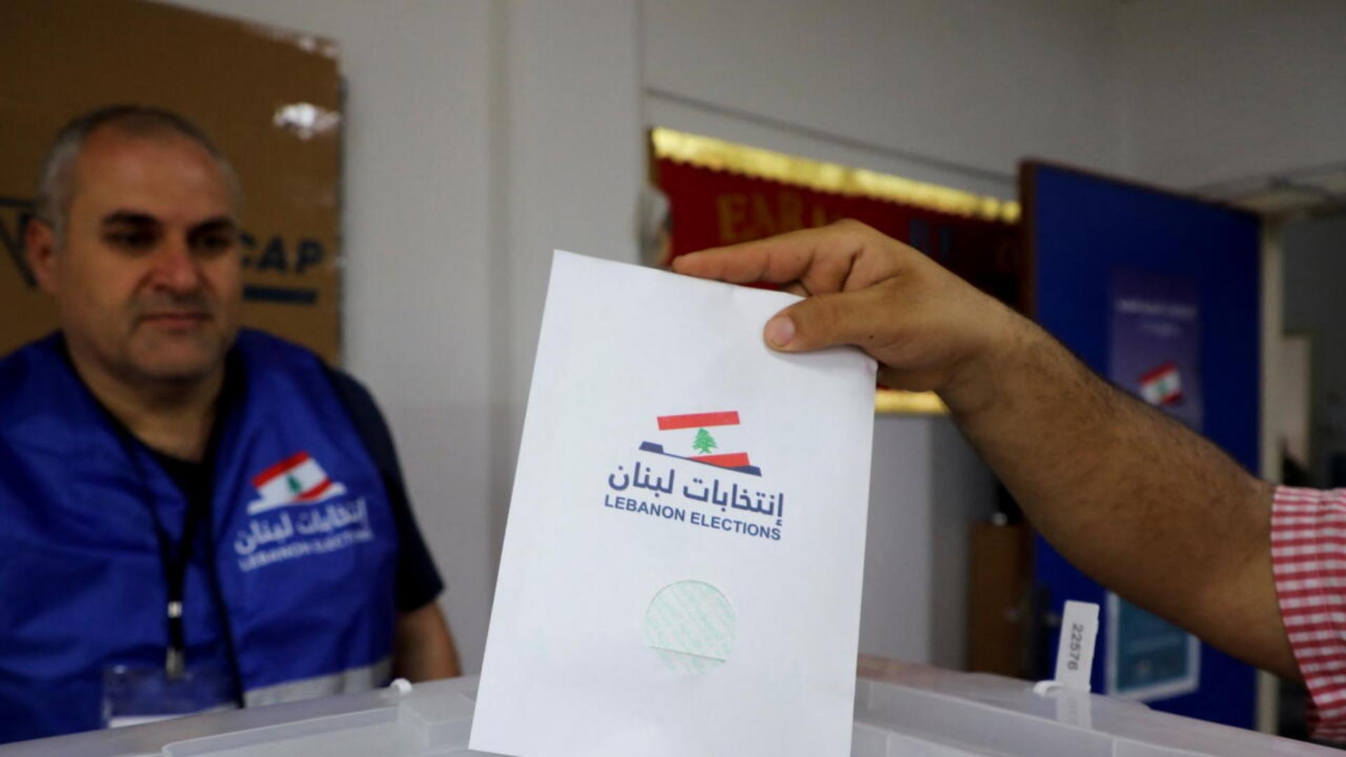 صورة توضيحية للمقال: الصوت السنيّ في بعلبك الهرمل  بين ان يعود لاعبًا أو يبقى رقمًا