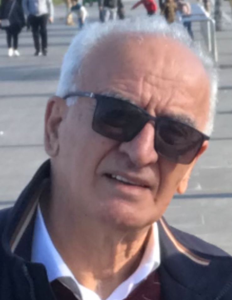 أنطوان إسكندر : رسام يوم الأحد سابقا، له كامل الأسبوع الآن 