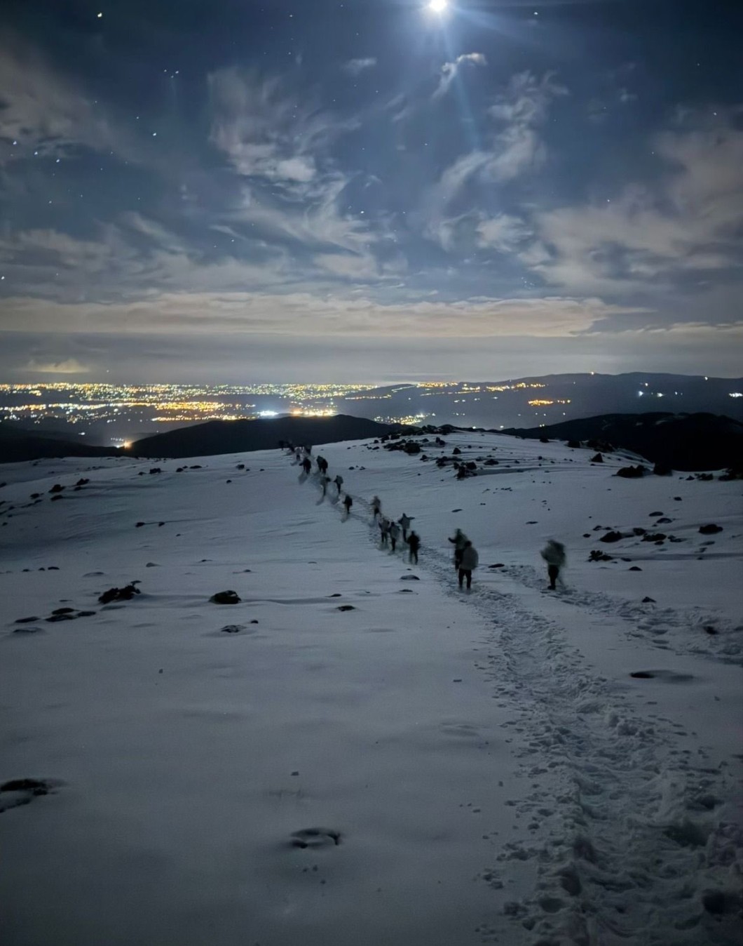 تمدد اسرائيلي بمئات الامتار في جبل روس جنوبًا